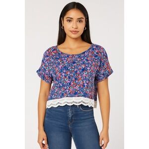 Cut + Sew | Anthro Floral Eyelet Lace Hem Boxy Blouse Crop Top